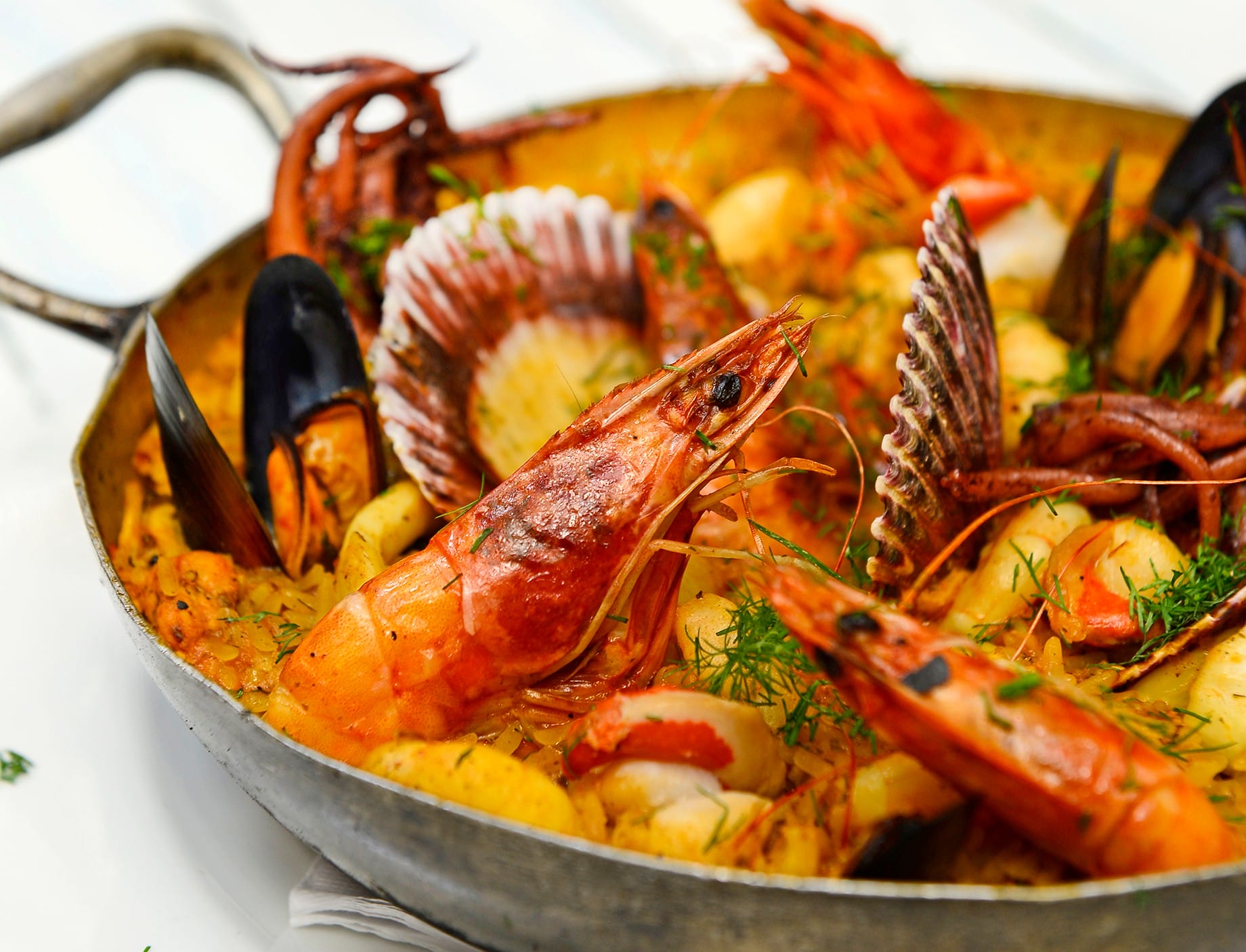 Paella de mariscos / por Boutique del Mar - A La Carta - Portal de ...