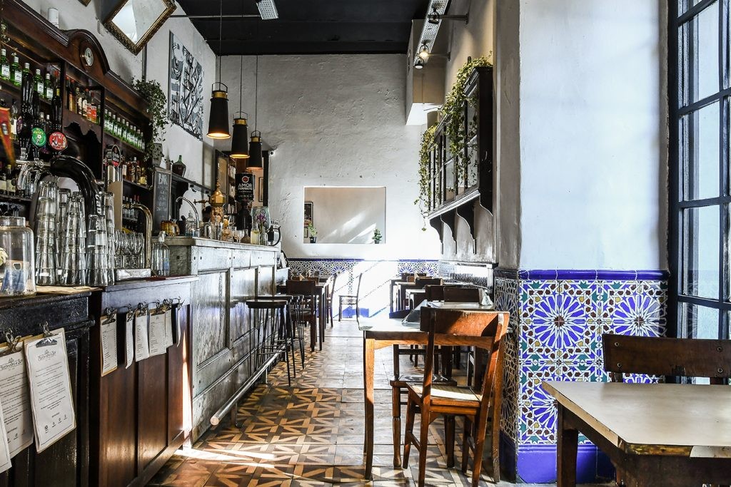 Montevideo al Sur café y bar con historia A La Carta Portal de